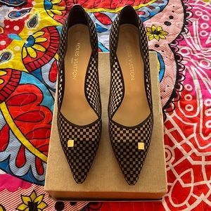 Louis Vuitton Pumps size 41